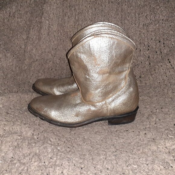 ASH-JUDY-Gold Distressed Leather Ankle Boots-Sz 40/9/9.5-Near Mint - Picture 2 of 9
